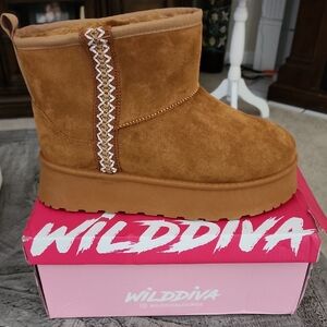 Brand New Wild Diva Platform Booties